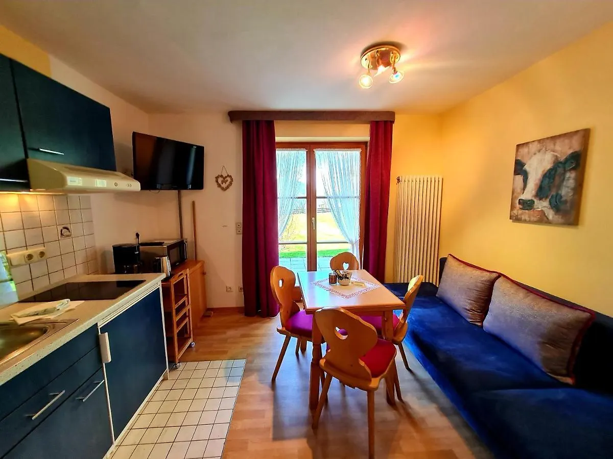 Apartment Appartementhaus „die Kuh am See“  Schliersee