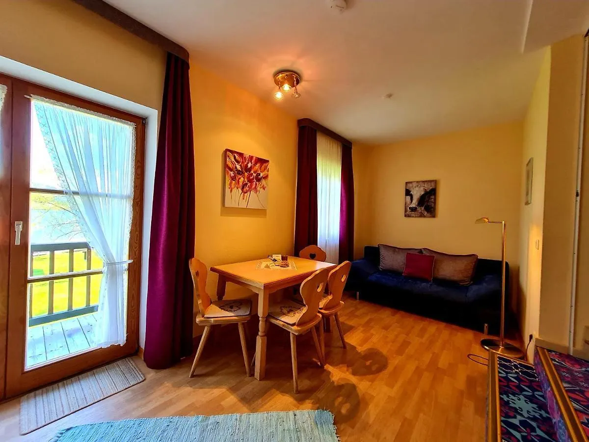 Apartment Appartementhaus „die Kuh am See“  Schliersee