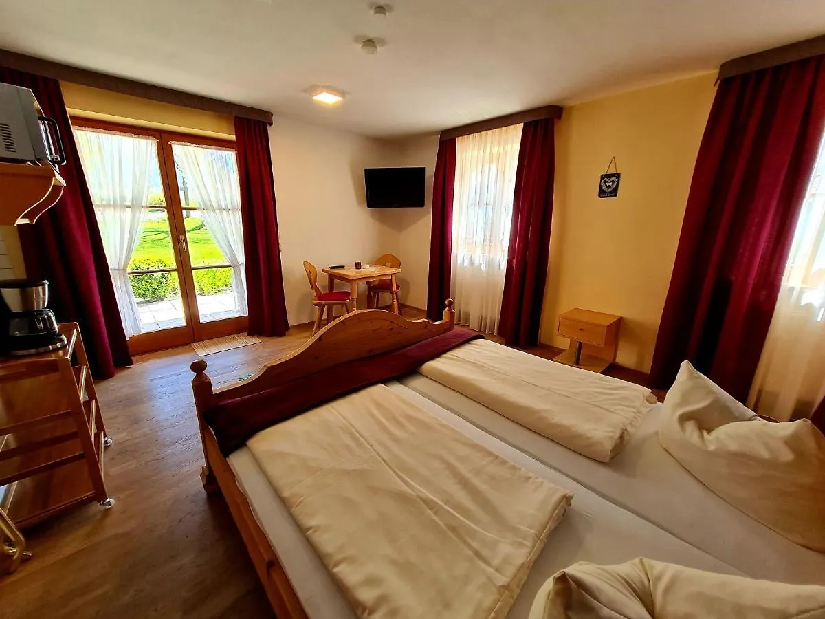 Appartementhaus „die Kuh am See“  Schliersee Apartment