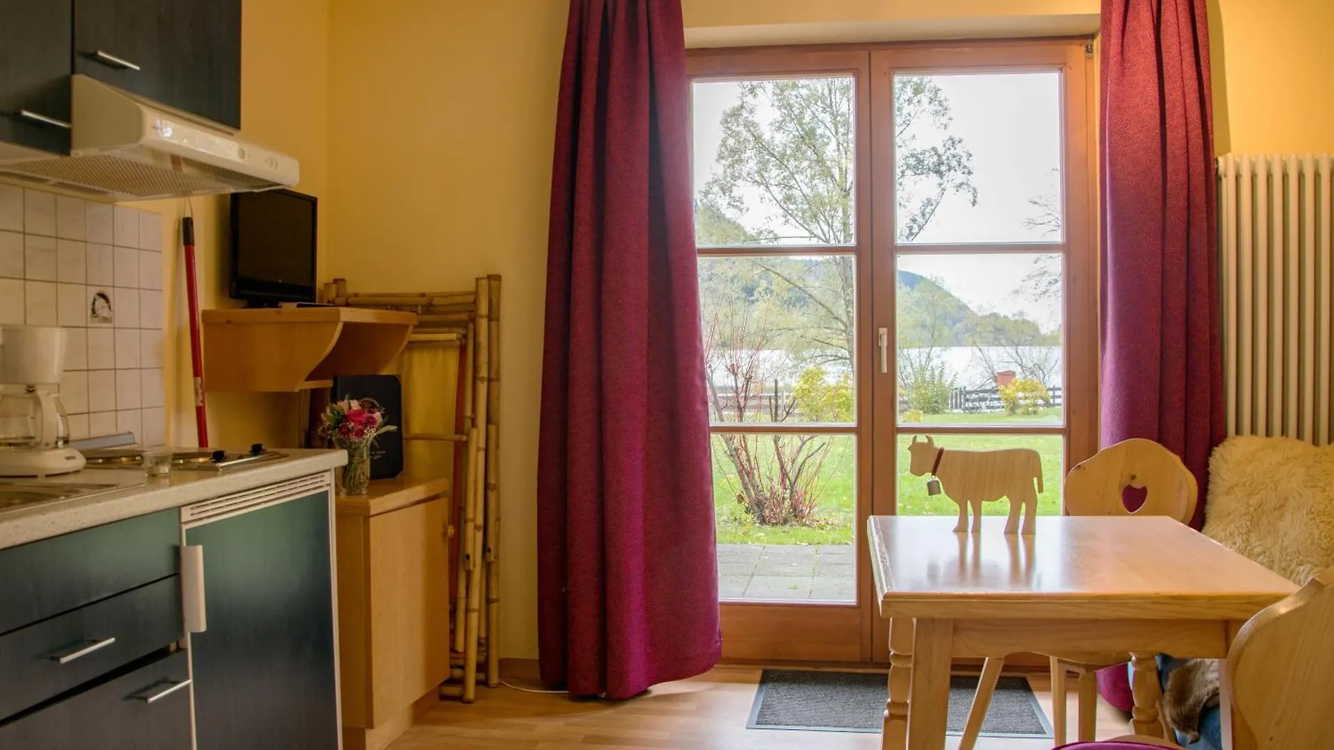 Apartment Appartementhaus „die Kuh am See“  Schliersee