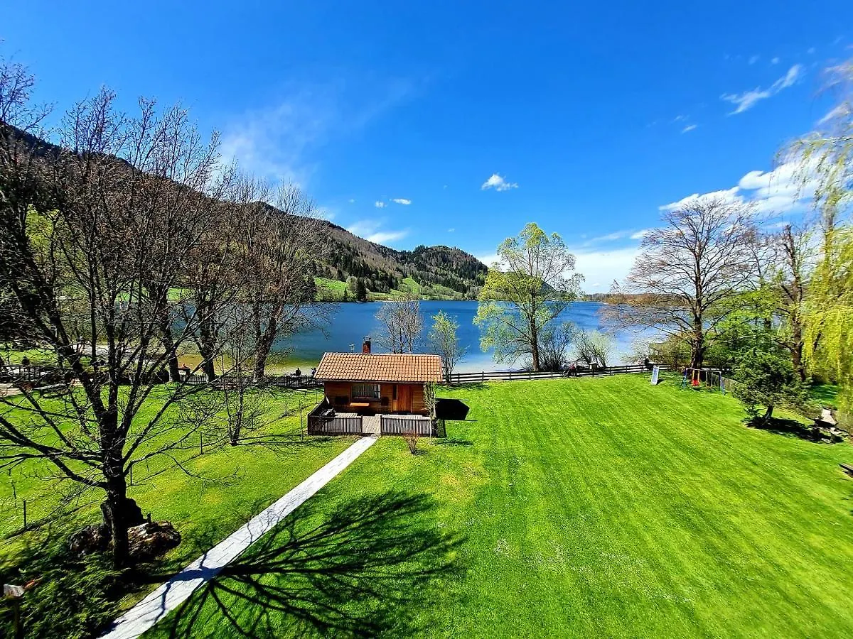 Apartment Appartementhaus „Die Kuh Am See“ Schliersee