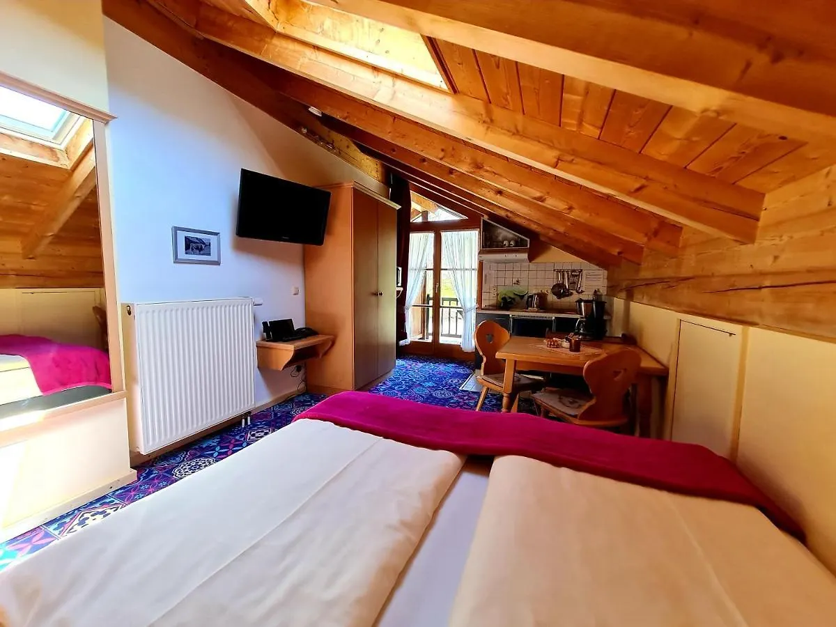 Appartementhaus „Die Kuh Am See“ Schliersee Apartment