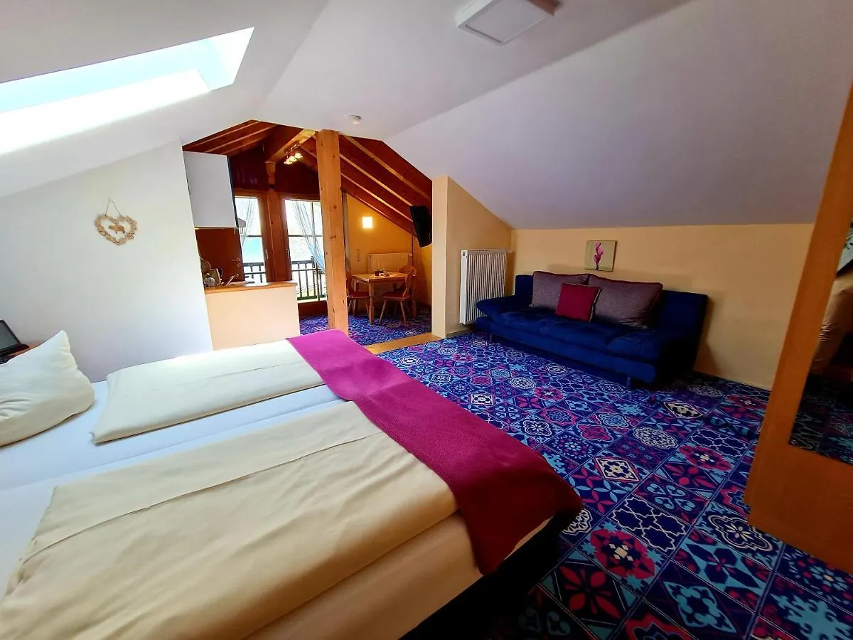 Appartementhaus „Die Kuh Am See“ Schliersee Apartment