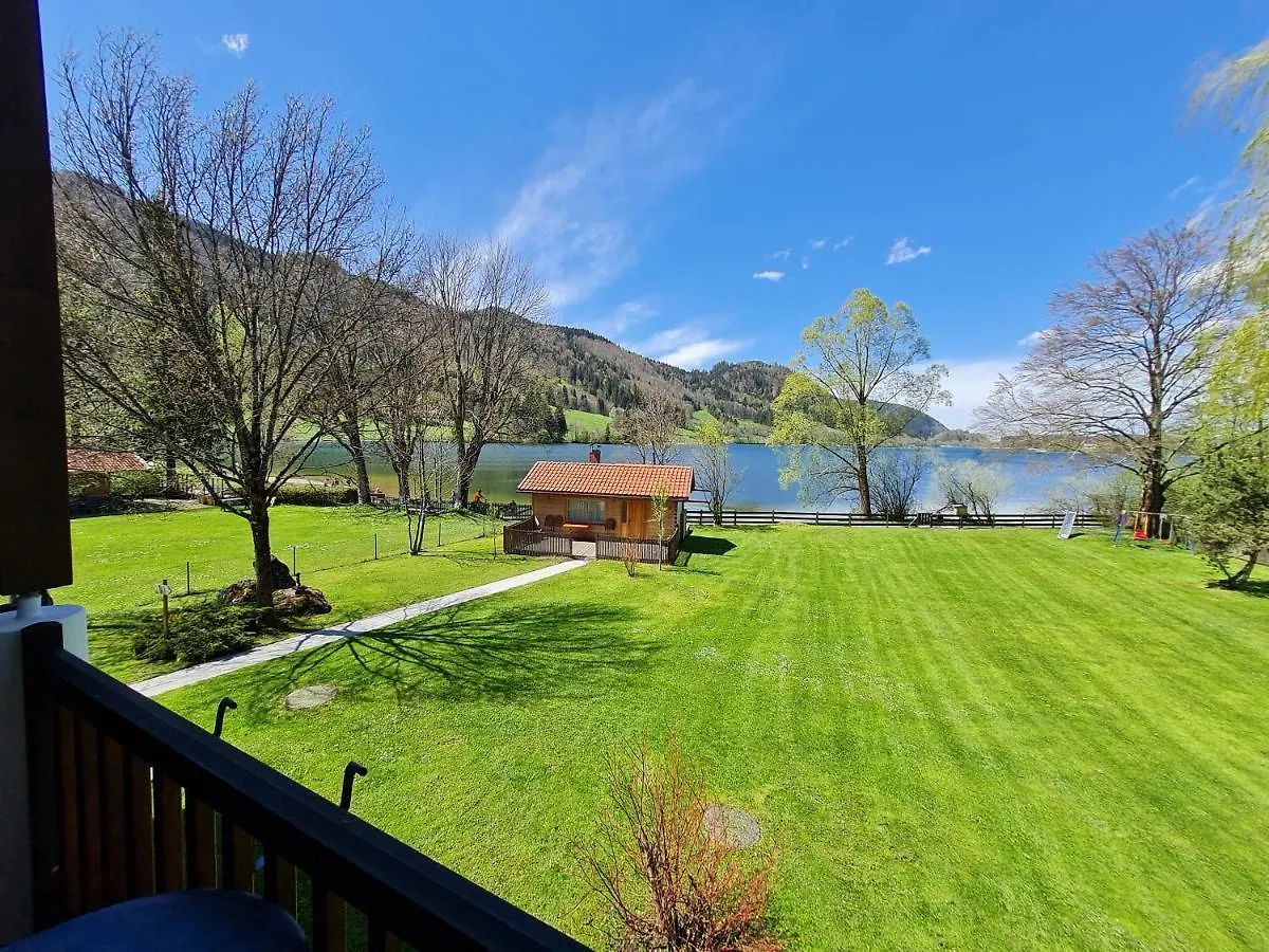 Appartementhaus „Die Kuh Am See“ Schliersee